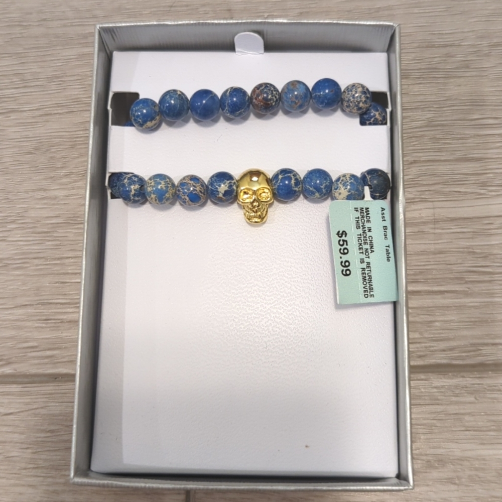 Bracelet with gold skull
